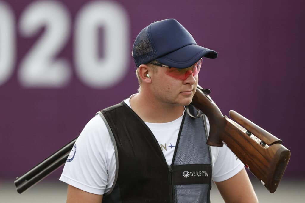 epa09370747 Eetu Kallioinen of Finland competes in the final round of the men's skeet during the Shooting events of the Tokyo 2020 Olympic Games at the Camp Asaka in Nerima, Tokyo, Japan, 26 July 2021.  EPA-EFE/MAST IRHAM