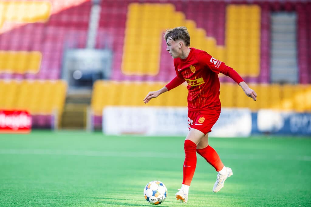 Farum, Denmark. 23rd, February 2025. Juho Lähteenmäki (25) of FC Nordsjaelland seen during the 3F Superliga match between FC Nordsjaelland and Soenderjyske at Right to Dream Park in Farum.