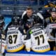 20240921 Lukko vs. Kärpät, Liiga runkosarja, Rauma. Kuvassa päävalmentaja Ville Mäntymaa aikalisällä. Elmeri Elo / All Over Press