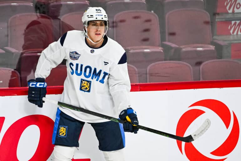 XXKEIKKAXX  MONTREAL, QC - FEBRUARY 14: Team Finland forward Teuvo Teravainen (86) looks on during Team Finland practice on February 14, 2025, at Bell Centre in Montreal, QC, Canada (Photo by David Kirouac)