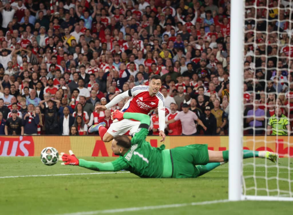 Gianluigi Donnarumma kuvattuna 30. huhtikuuta Mestarien liigan välierässä Emirates Stadiumilla