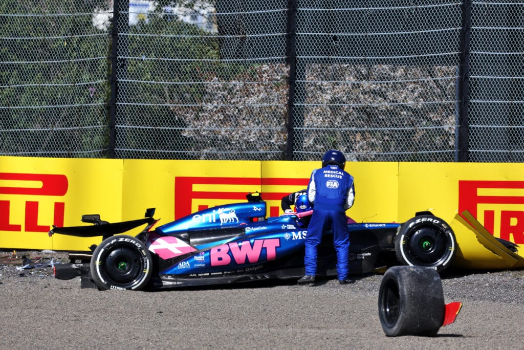 Dr Ian Roberts (GBR) FIA Doctor with Jack Doohan (AUS) Alpine F1 Team A525 after he crashed in the second practice session.
04.04.2025. Formula 1 World Championship, Rd 3, Japanese Grand Prix, Suzuka, Japan, Practice Day.
- www.xpbimages.com, EMail: requests@xpbimages.com © Copyright: Moy / XPB Images