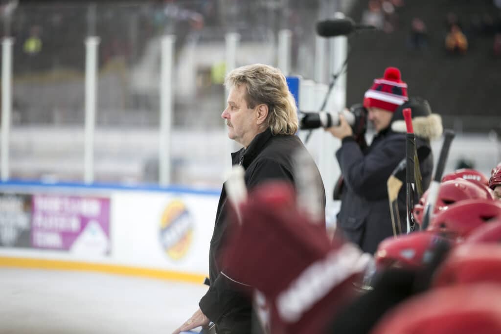 Päivä 1.3.2014 Kello 15.54.01
Helsinki, Finland, 
Liiga, Talviklassikko
Pentti Matikainen  Petteri Paalasmaa 
All Over Press