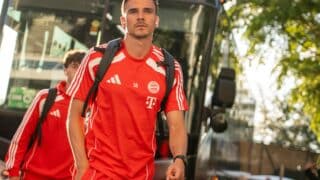 3BKFTFG Miami Gardens, Vereinigte Staaten. 21st June, 2025. Busankunft vom FC Bayern am Spielort in Miami Gardens. Hier: Joao Palhinha (FC Bayern Muenchen, #16) FIFA Club World Cup: FC Bayern Munchen - CA Boca Juniors 20.06.2025, FIFA Club World Cup: FC Bayern Munchen - CA Boca Juniors im Hard Rock Stadium, Miami Gardens, Florida, USA/dpa/Alamy Live News