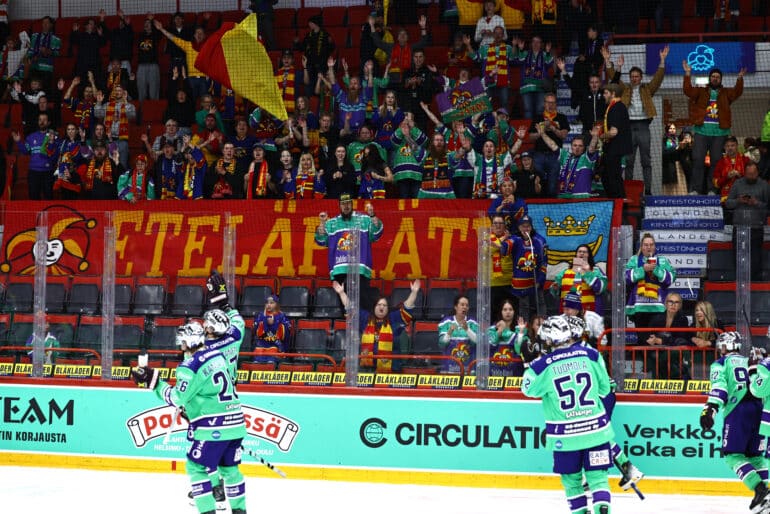 xxkeikkaxx
20250925 Helsinki
Mestis Jokerit - KeuPa. Kuvassa Eteläpääty    
Tomi Natri/All Over Press