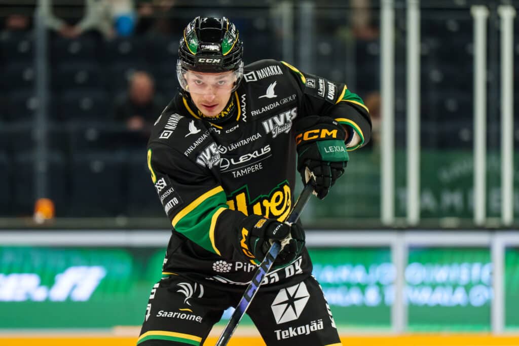 xxkeikkaxx
20251017 Tampere, Nokia Arena
Ilves-TPS
Lukas Jasek (9), Ilves  Photo: Mika Kylmäniemi / AOP