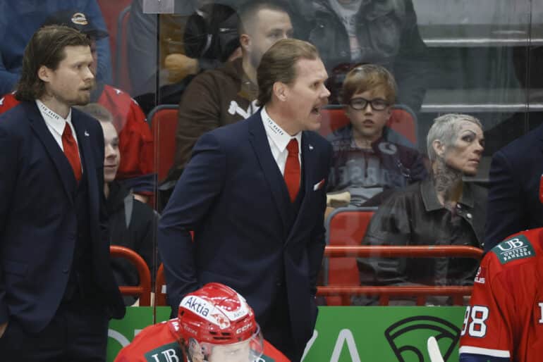 xxkeikkaxx

20250920 Helsinki
Liigan ottelu HIFK vs Saipa
HIFKn päävalmentaja Olli Jokinen
Matti Raivio / All Over Press
 XXKEIKKAXX