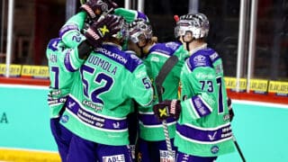 xxkeikkaxx
20250925 Helsinki
Mestis Jokerit - KeuPa. Kuvassa Jokerit juhlii maalia 
Tomi Natri/All Over Press