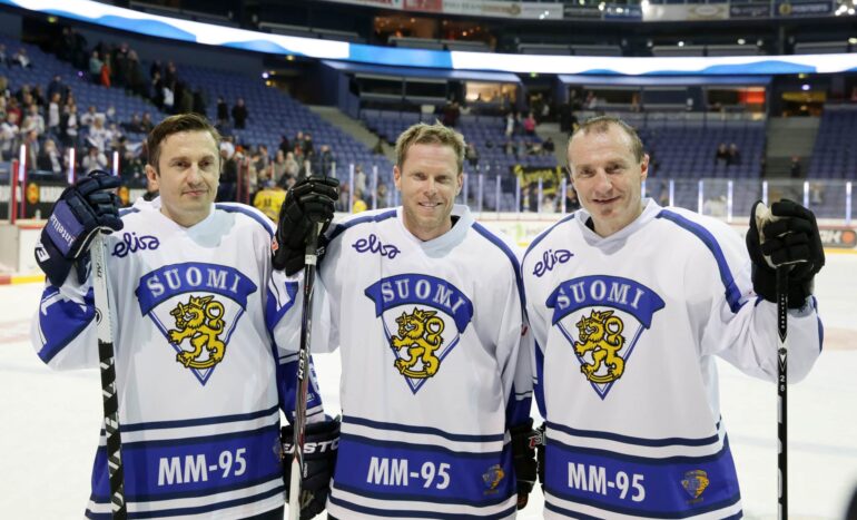 Ville Peltonen Saku Koivu Jere Lehtinen