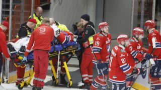 HIFK:n maalivahti Hugo Alnefelt loukkaantui vakavasti ottelussa Ilvestä 9. tammikuuta 2026.