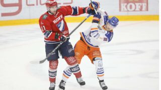 HIFK:n Iiro Pakarinen ottelussa Tapparaa vastaan tammikuussa 2026