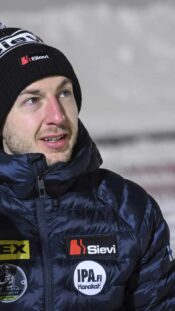 xxkeikkaxx 190216 Happee-Classic. Salibandyn miesten Suomen Cupin finaali Tampereella 16.2.2019. Happeen puolustuslinja. AOP / Miikka Jääskeläinen.