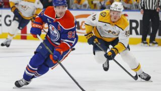Edmonton Oilersin Ryan Nugent-Hopkins saavutti tuhannen ottelun rajapyykin