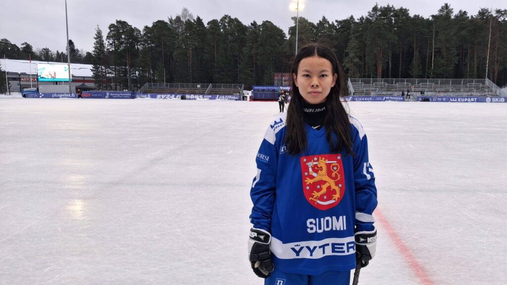 Fei Ikonen Suomen jääpallomaajoukkue