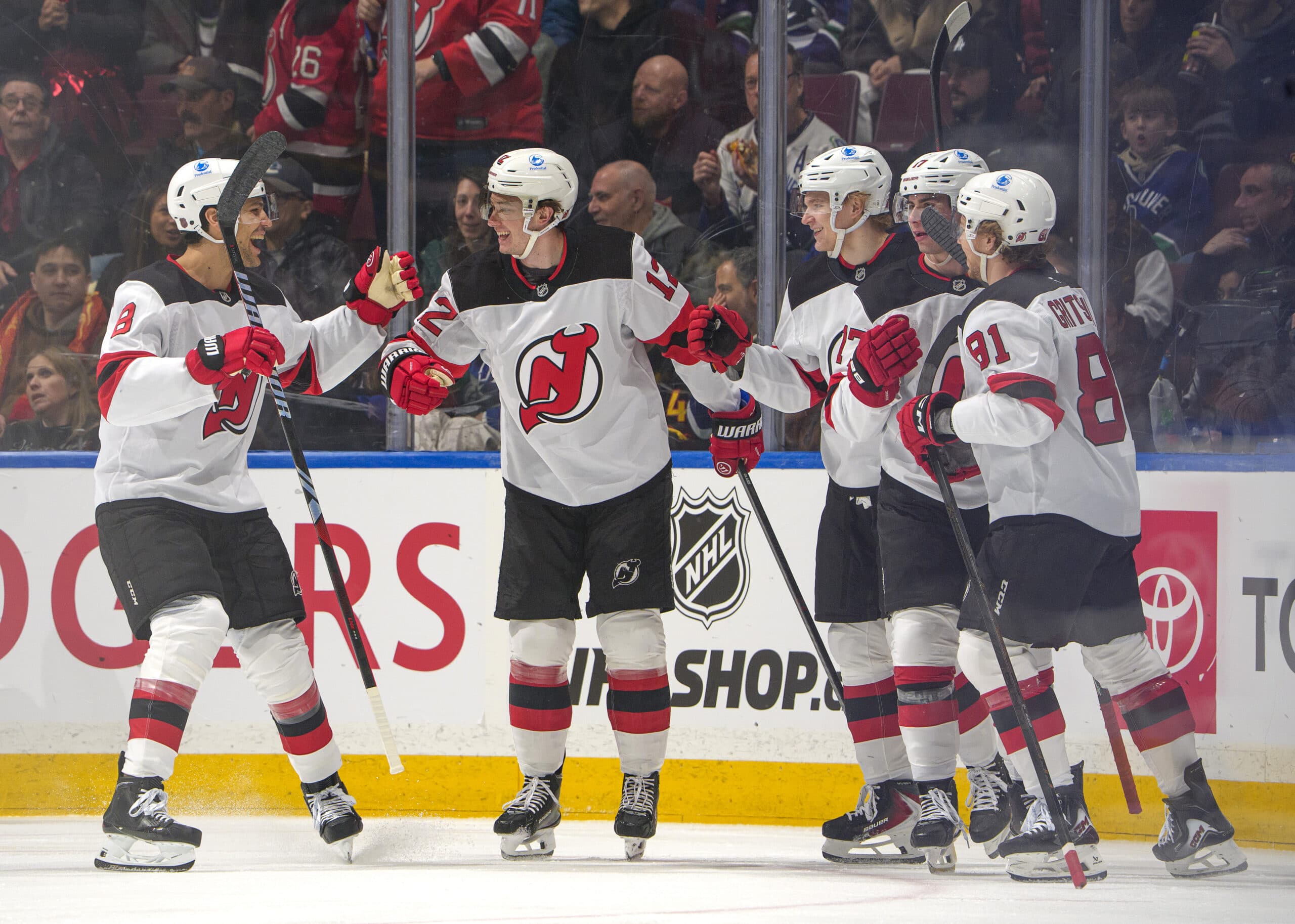 Lenni Hämeenaho iski NHL-uransa avausmaalin