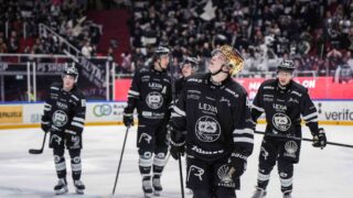 TPS:n ruotsalaistähti Lukas Wernblom juhlii maalia.