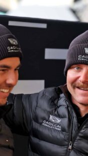 Olli Jokinen Torinon olympiafinaalissa Ruotsia vastaan 2006