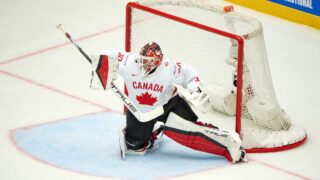 St. Louis Bluesin ykkösmaalivahti Jordan Binnington Kanadan maalilla