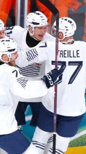 epa09715943 View of the Olympic rings next to the mogul course during the preparations of the Beijing 2022 Winter Olympics, in Zhangjakou, China, 29 January, 2022.  EPA-EFE/Guillaume Horcajuelo