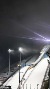 Mar 6, 2025; Tampa, Florida, USA;Buffalo Sabres goaltender Ukko-Pekka Luukkonen (1) against the Tampa Bay Lightning during the first period at Amalie Arena. Mandatory Credit: Kim Klement Neitzel-Imagn Images