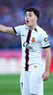 Thierry Neuville Ruotsin MM-rallissa helmikuussa 2026