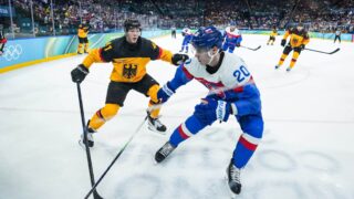 Juraj Slafkovsky Jonas Müller