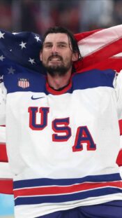 Connor Hellebuyck Yhdysvallat USA olympialaiset olympiakulta