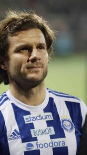 May 9, 2024; Dallas, Texas, USA; Colorado Avalanche center Nathan MacKinnon (29) waits for the face-off against the Dallas Stars during the first period in game two of the second round of the 2024 Stanley Cup Playoffs at American Airlines Center. Mandatory Credit: Jerome Miron-USA TODAY Sports