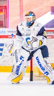 epa12265542 McLaren driver Lando Norris (front) of Britain
and McLaren driver Oscar Piastri of Australia in action during the 2025 Formula 1 Belgian Grand Prix at the Circuit de Spa-Francorchamps, Belgium, 27 July 2025.  EPA/OLIVIER MATTHYS