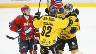 SaiPa juhlii maalia ottelussa HIFK:ta vastaan 4. maaliskuuta 2026