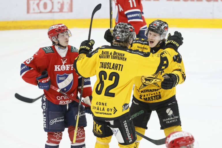 SaiPa juhlii maalia ottelussa HIFK:ta vastaan 4. maaliskuuta 2026