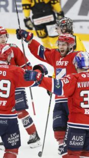 Seattle Krakenin varaama HPK-maalivahti Kim Saarinen