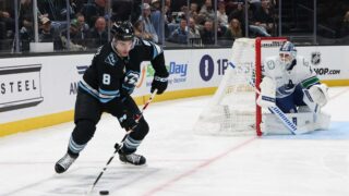 Utah Mammothin yhdysvaltalaishyökkääjä Nick Schmaltz teki massiivisen jatkosopimuksen