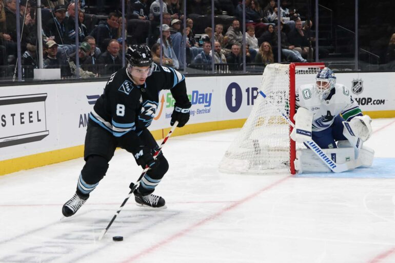 Utah Mammothin yhdysvaltalaishyökkääjä Nick Schmaltz teki massiivisen jatkosopimuksen