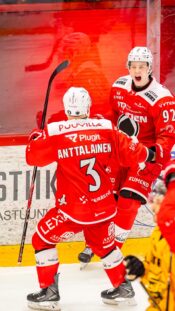 Sebastian Aho, 2026 tammikuu, Carolina Hurricanes