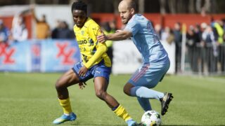 Edmund Arko-Mensah (Gnistan) ja Teemu Pukki (HJK)