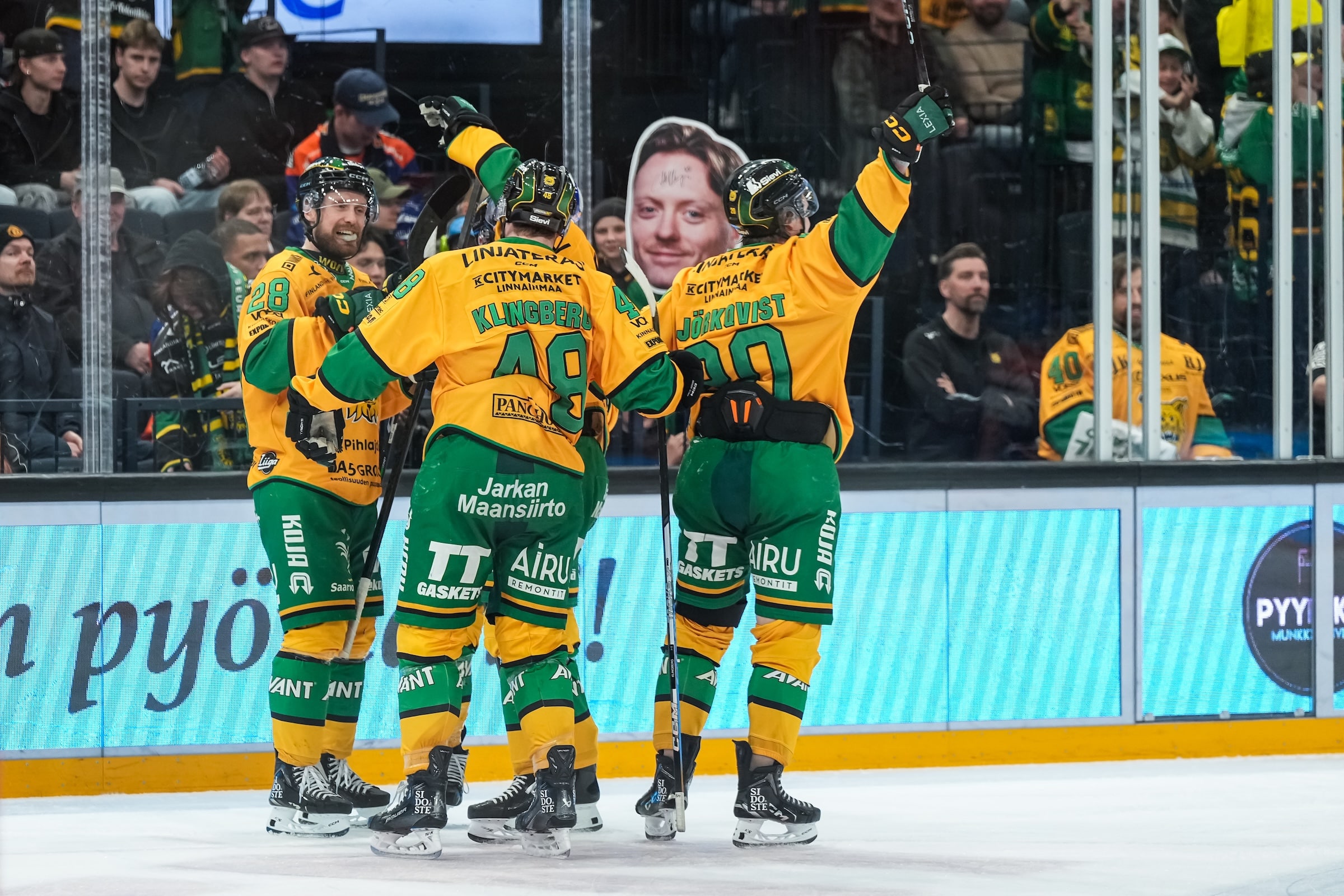 Ilves juhlii maalia välierin kolmannessa pelissä keväällä 2026