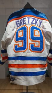 Wayne Gretzky, Edmonton Oilers -pelipaita