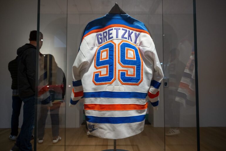 Wayne Gretzky, Edmonton Oilers -pelipaita