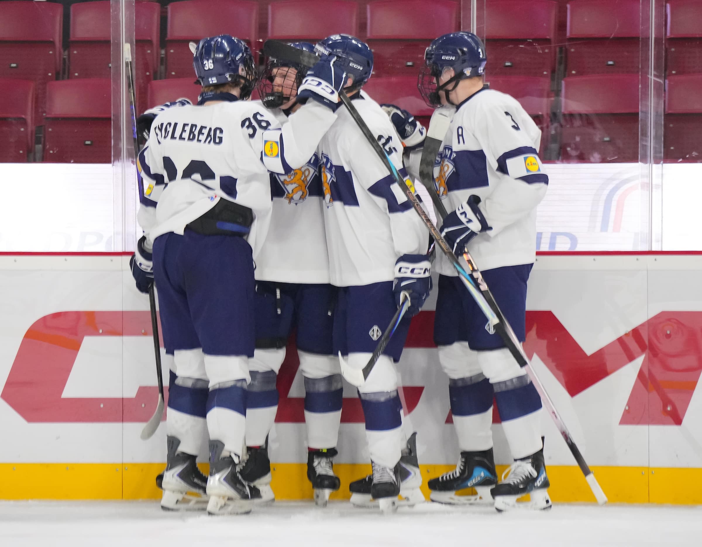 Pikkuleijonat juhlii maalia MM-kisoissa keväällä 2026