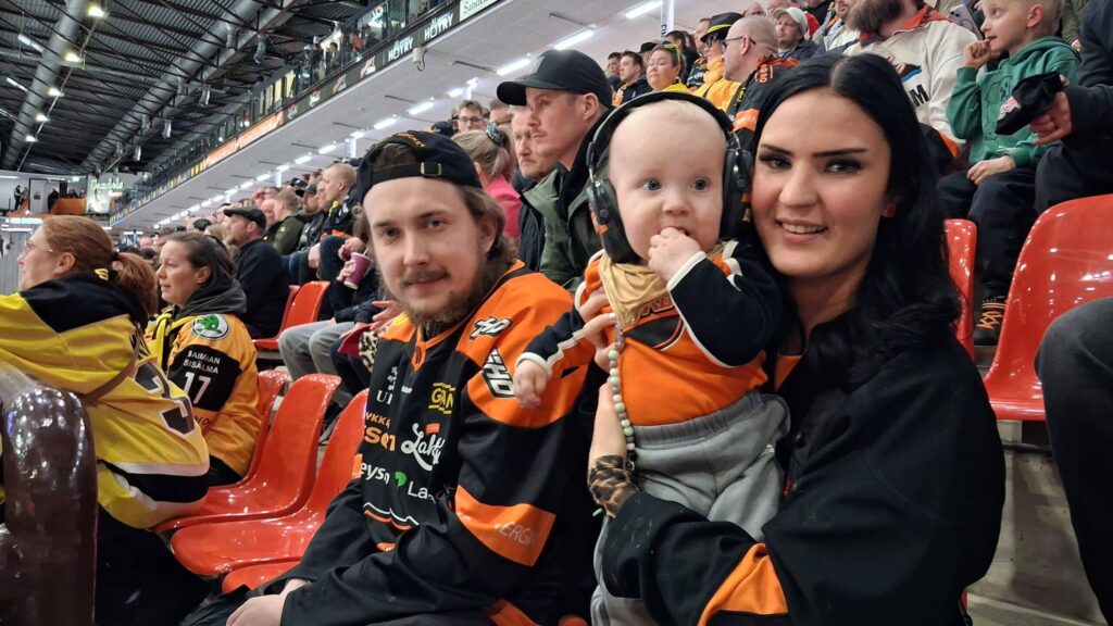 KooKoo perhe Miika Pääkkönen, Miklas Pääkkönen 10 kk, Sofianna Lemmetty