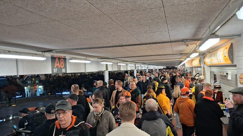 Kouvola Lumon Areena käytävä