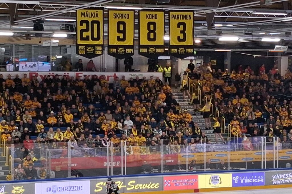 SaiPa jäädytetyt paidat