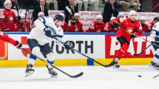 Leijonat Sveitsi Aleksander Barkov