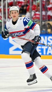 Anaheim Ducksin norjalaisvaraus, puolustaja Stian Solberg