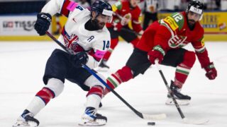 Iso-Britannian Liam Kirk Unkaria vastaan MM-kisoissa