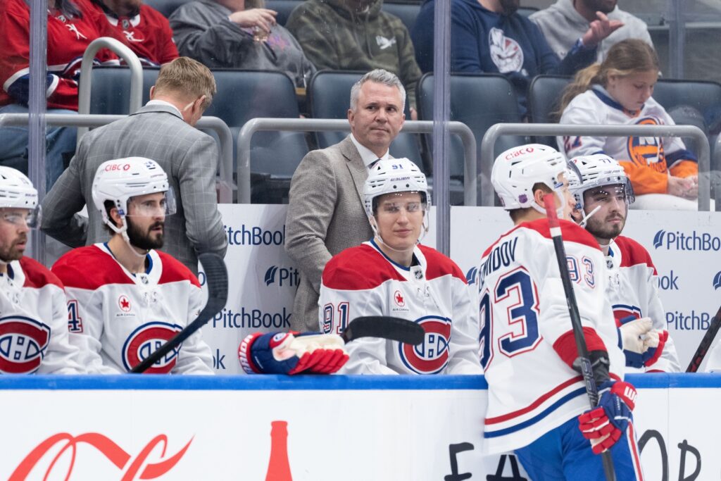 Martin St. Louis Montreal Canadiensin penkin takana