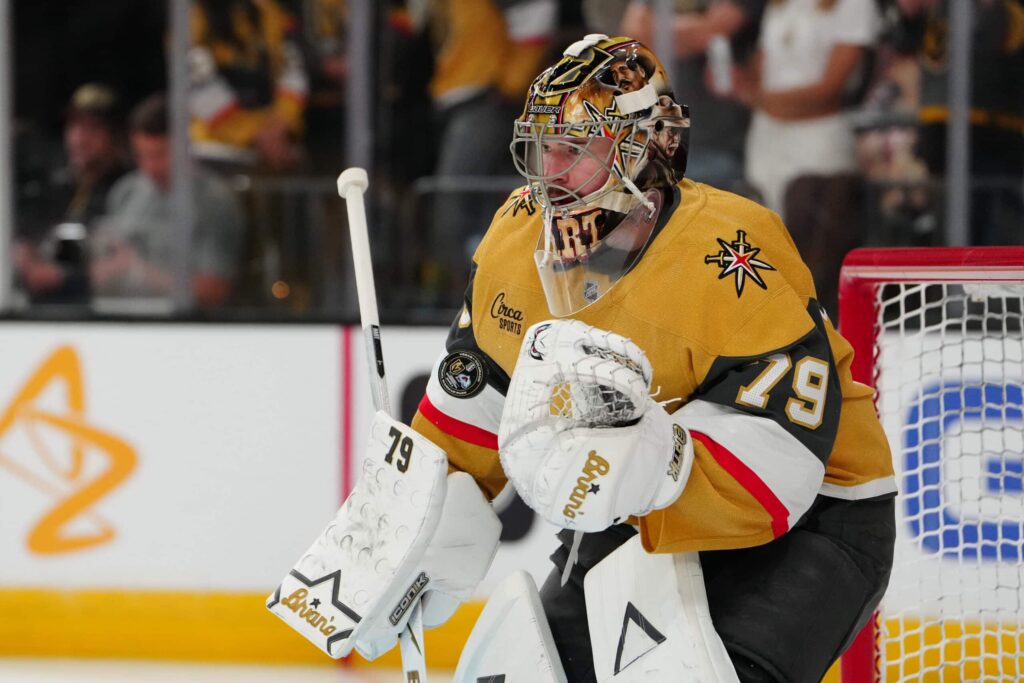Vegas Golden Knightsin ykkösmaalivahti Carter Hart