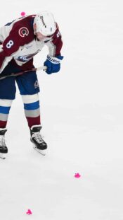 Colorado Avalanchen Cale Makar pettyneenä keväällä 2026