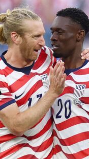 Tim Ream ja Folarin Balogun